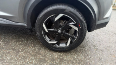 Nissan Juke 1.0 DiG-T 114 N-Connecta 5dr Petrol Hatchback